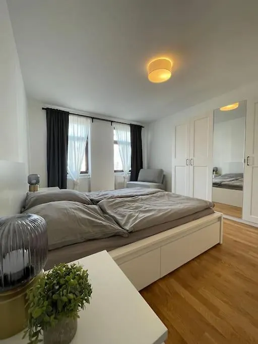 Appartement #Modernes Wohnen Im Historischen Altbau 3 Og Links à Leipzig